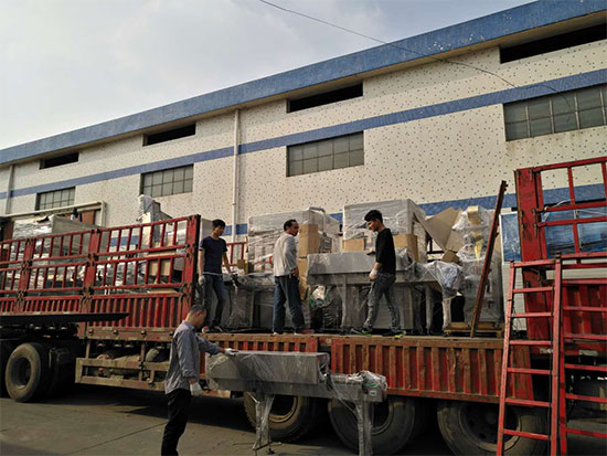 灌裝生產(chǎn)線